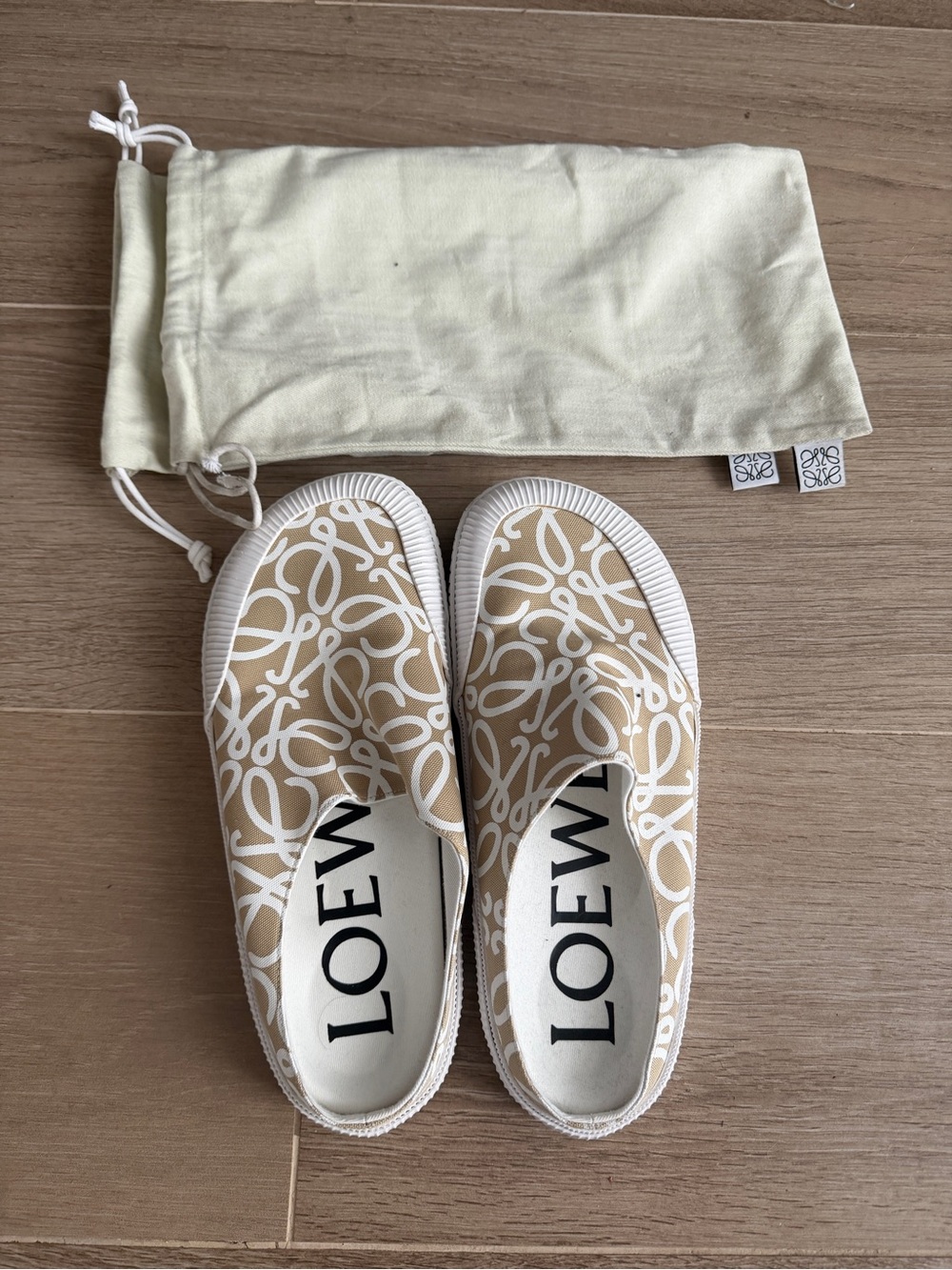 New ! LOEWE men Beige Anagram Slip-On Sneakers / mules 43